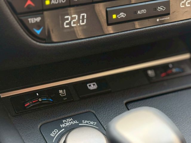 LEXUS凌志 ES200  第12張相片