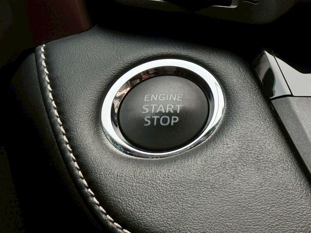 TOYOTA豐田 RAV4  第9張相片