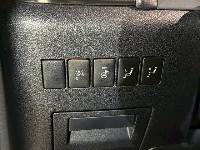 TOYOTA豐田 ALPHARD  第12張相片