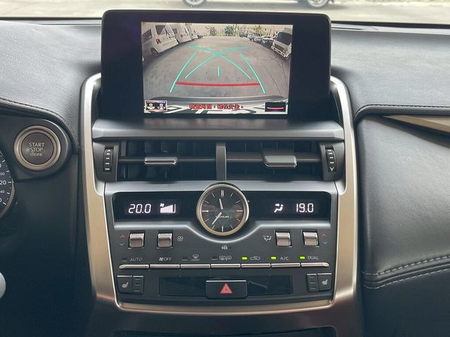 LEXUS凌志 NX200  第13張相片