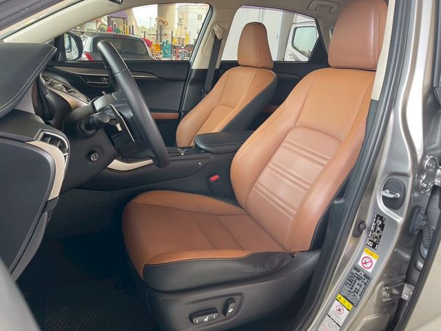 LEXUS凌志 NX200  第15張相片