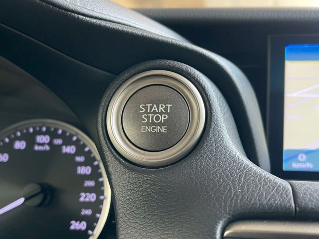 LEXUS凌志 IS 300  第9張相片