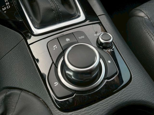 MAZDA馬自達 MAZDA 3  第13張相片