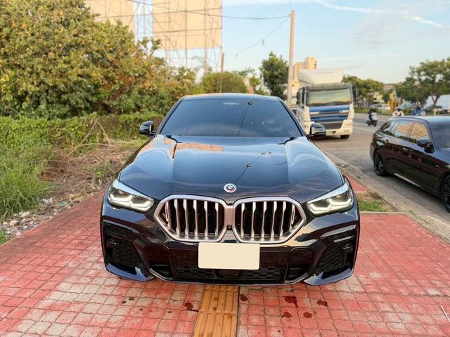 BMW寶馬 X6  第2張相片
