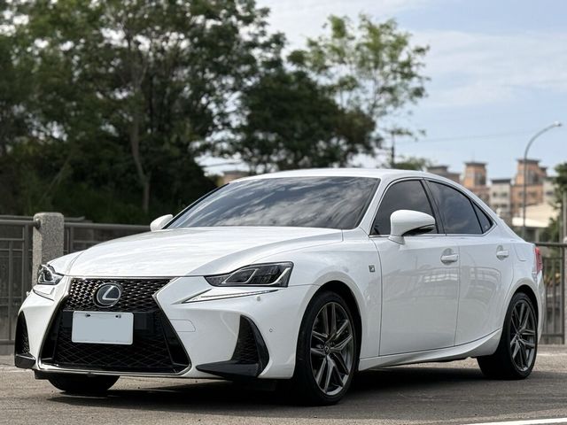 LEXUS凌志 IS 300  第1張相片