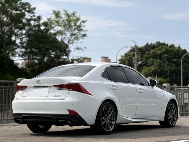LEXUS凌志 IS 300  第4張相片