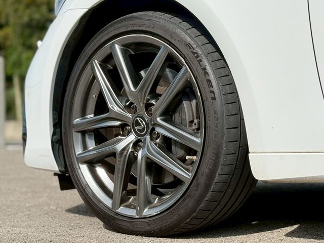 LEXUS凌志 IS 300  第5張相片