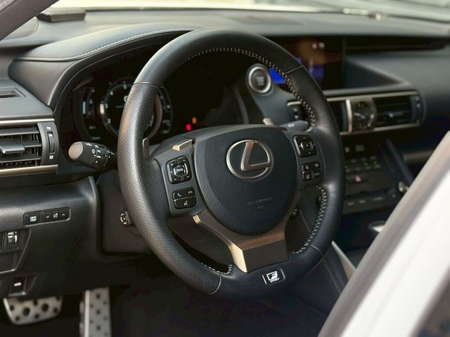 LEXUS凌志 IS 300  第7張相片