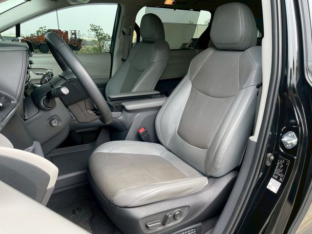 TOYOTA豐田 SIENNA  第17張相片
