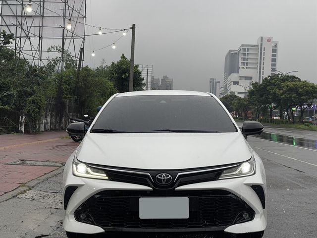 TOYOTA豐田 ALTIS  第2張相片