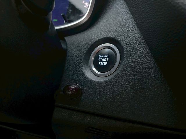 TOYOTA豐田 ALTIS  第9張相片