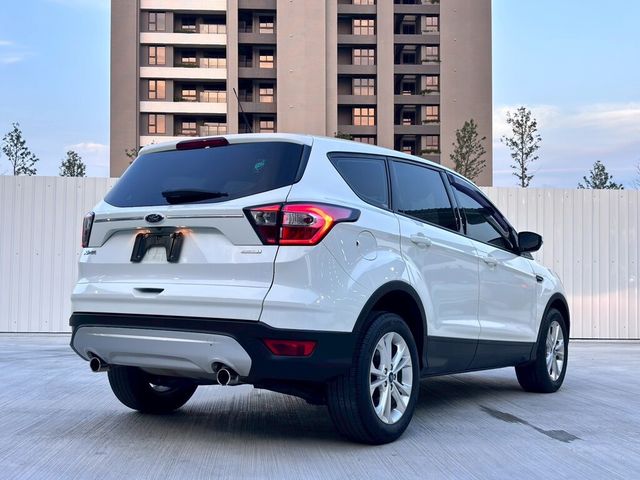 FORD福特 KUGA  第2張相片