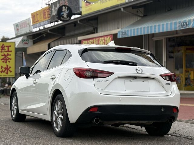 MAZDA馬自達 MAZDA 3  第2張相片