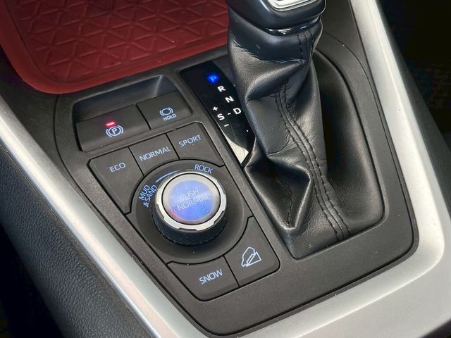 TOYOTA豐田 RAV4  第13張相片