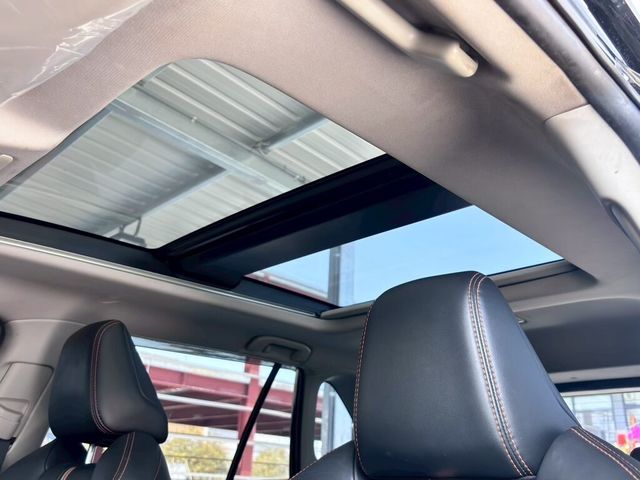 TOYOTA豐田 RAV4  第17張相片