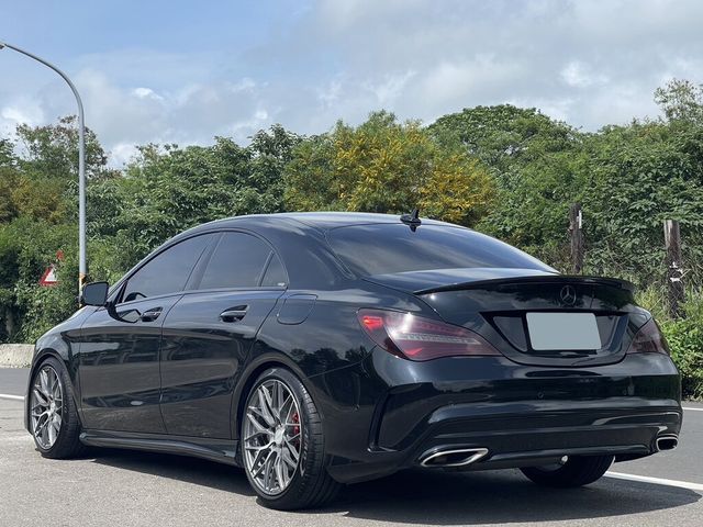 M-BENZ賓士 CLA250  第4張相片