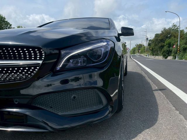 M-BENZ賓士 CLA250  第5張相片