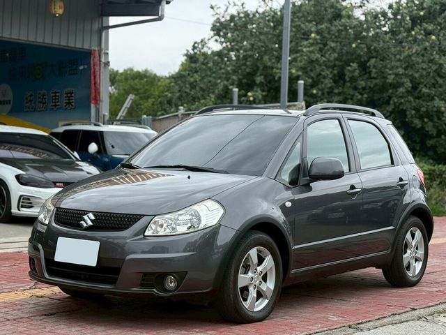 SUZUKI鈴木 SX4  第1張相片