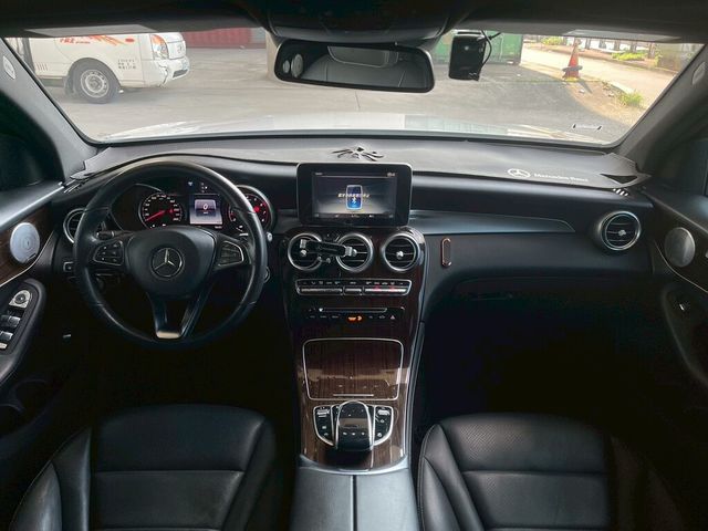 M-BENZ賓士 GLC300  第5張相片