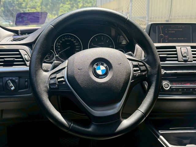 BMW寶馬 320D  第3張相片