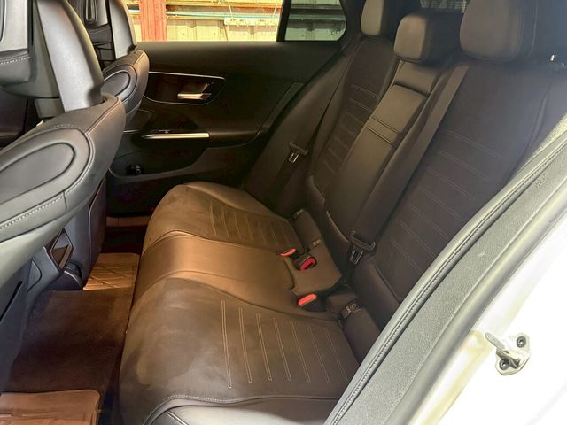 M-BENZ賓士 C200  第15張相片