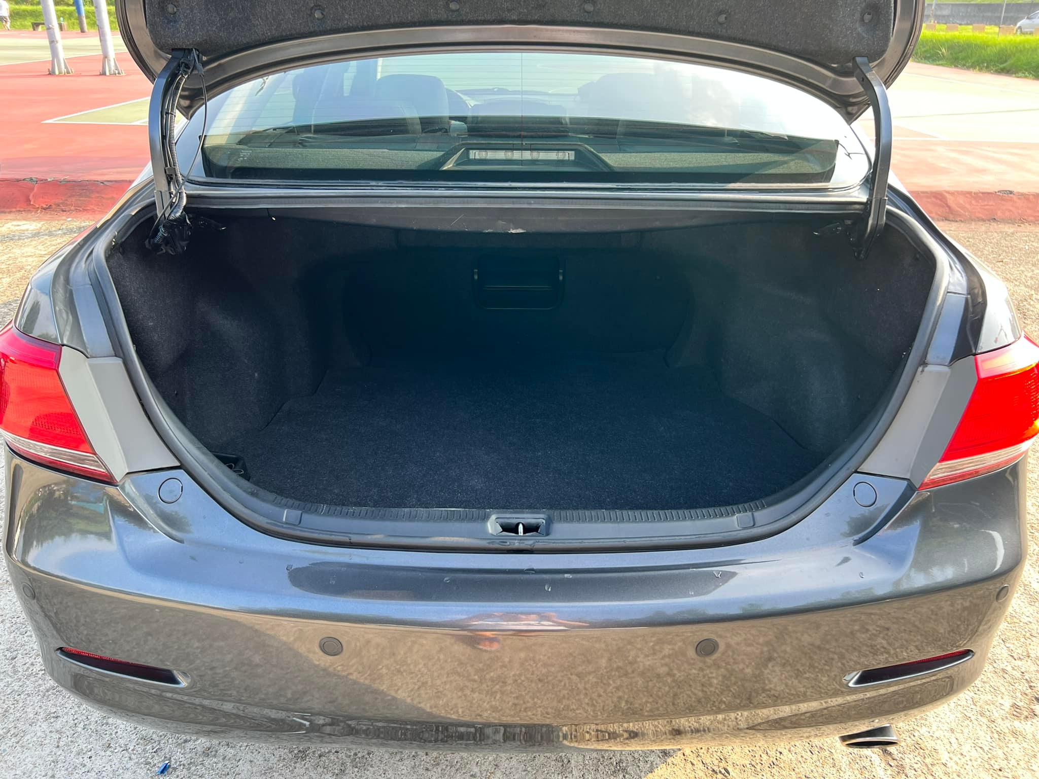2010 TOYOTA CAMRY 2.4E版  第18張相片