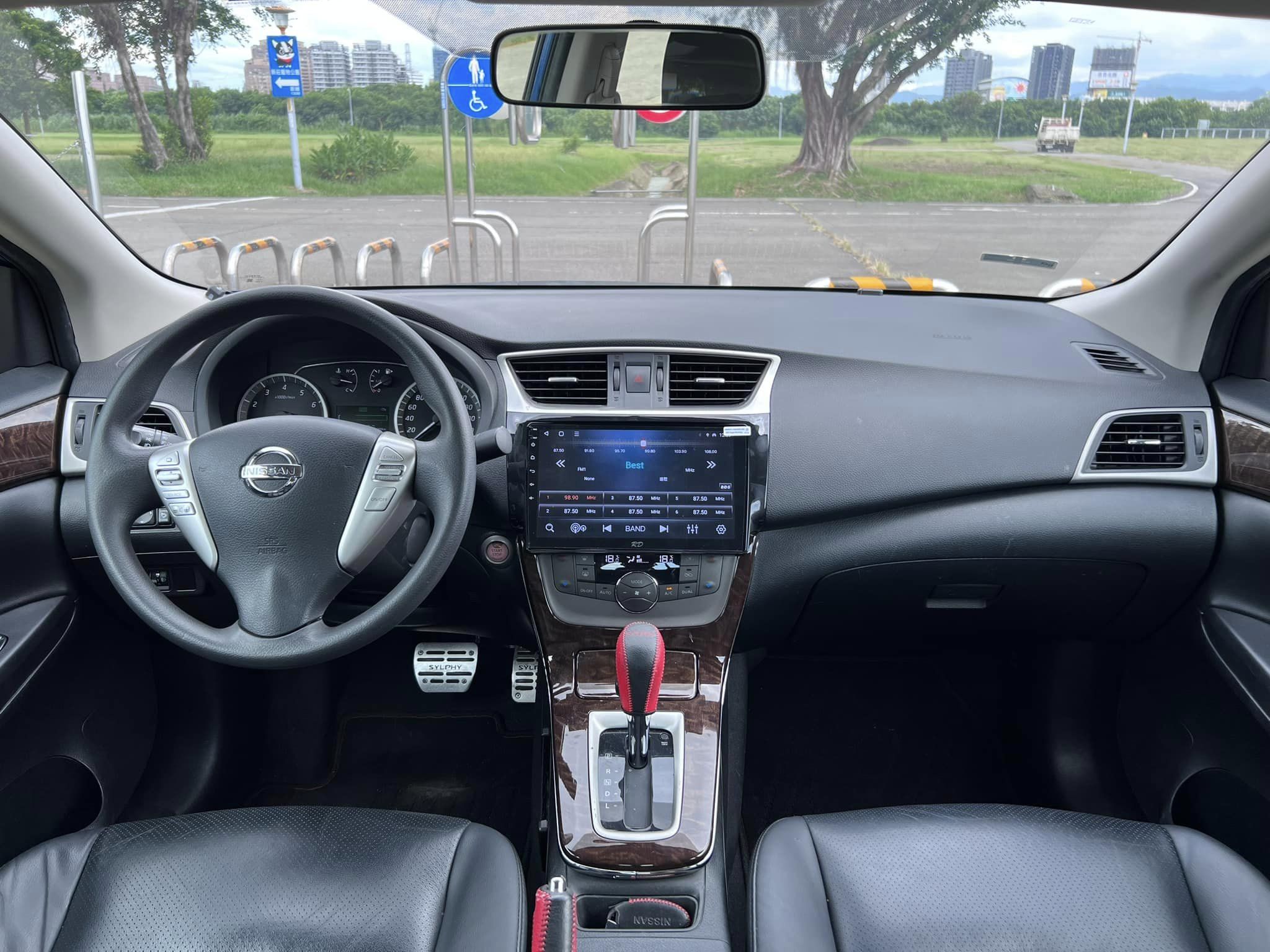 實車實價 16年 SUPER SENTRA 1.8 一手車 原廠保養 原鈑件  第6張相片