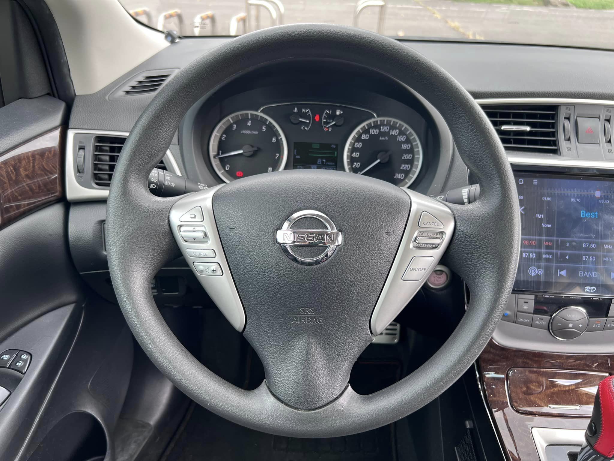 實車實價 16年 SUPER SENTRA 1.8 一手車 原廠保養 原鈑件  第9張相片