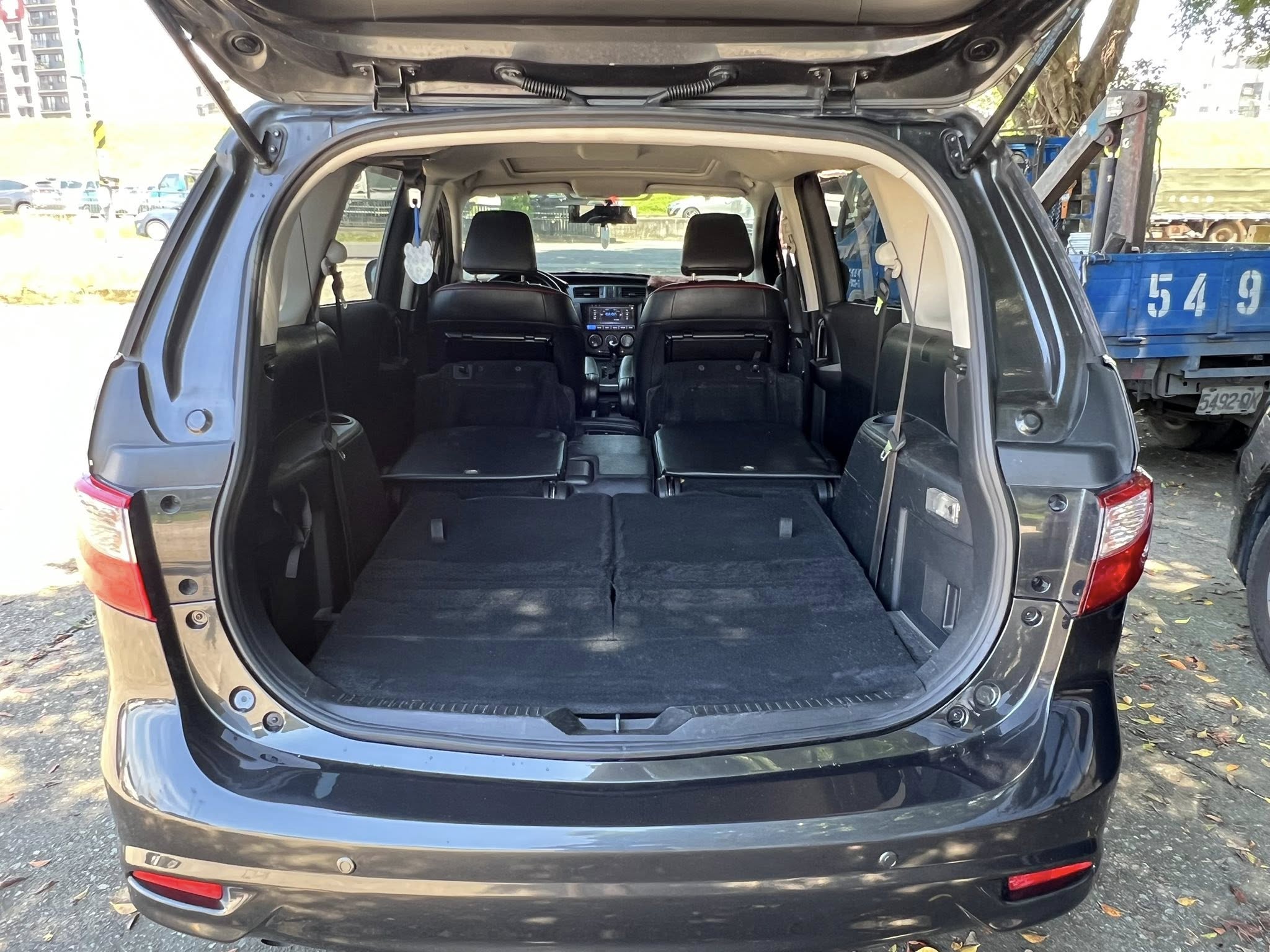 2013 MAZDA5 原鈑件 實車實價  第13張相片