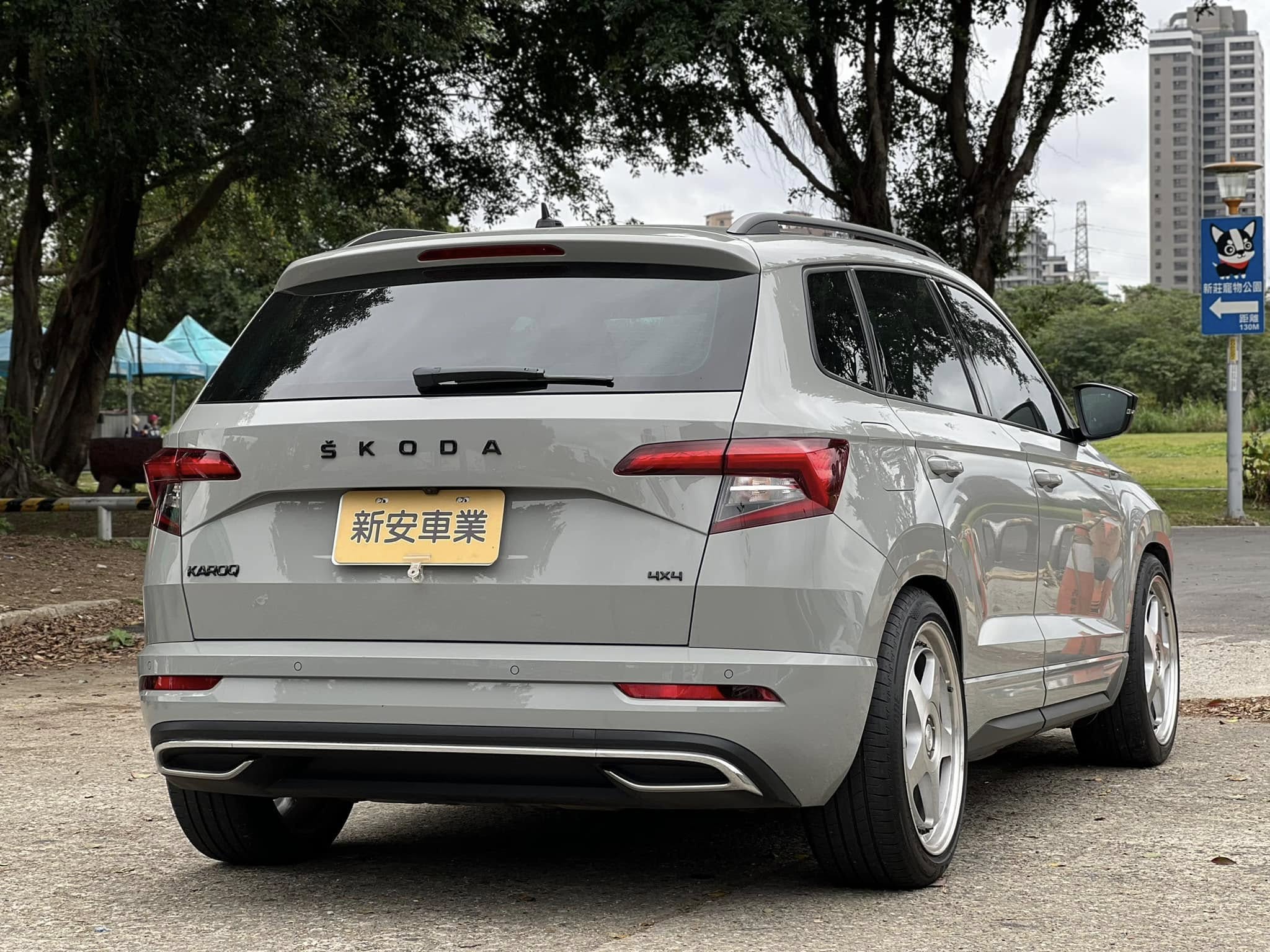 2020 KAROQ SPORTLINE 2.0 4X4 市場唯一 GOO認證  第2張相片