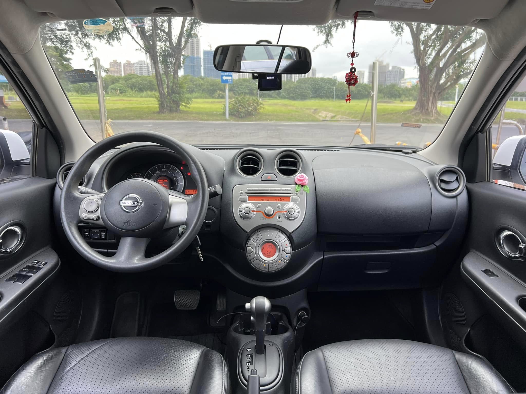 2013 MARCH 一手車 GOO認證 實價  第6張相片