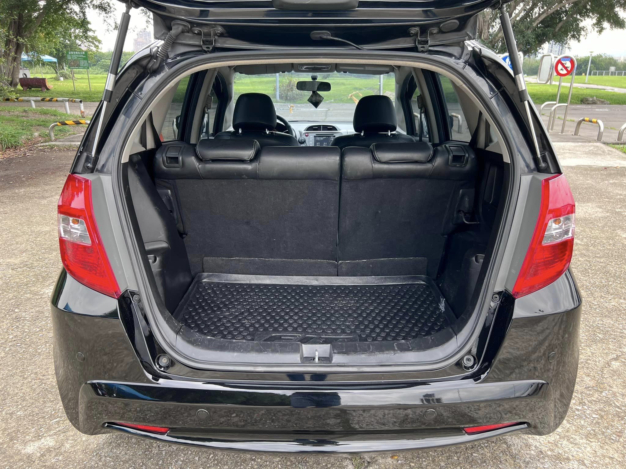 2012 FIT 頂級 一手車 原廠保養 GOO認證  第9張相片