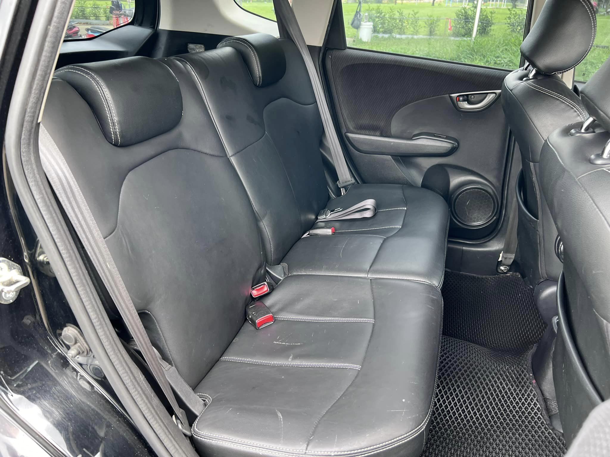 2012 FIT 頂級 一手車 原廠保養 GOO認證  第11張相片