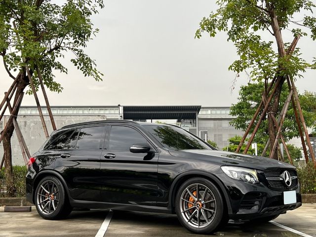 M-BENZ賓士 GLC300  第1張相片