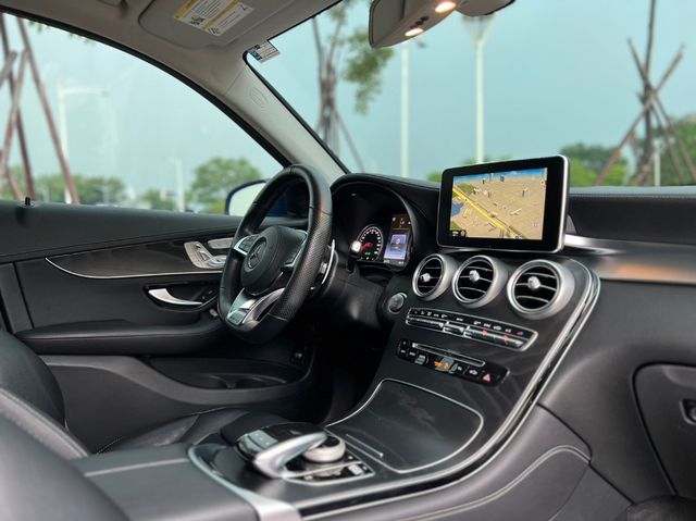 M-BENZ賓士 GLC300  第11張相片