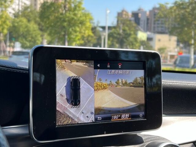 M-BENZ賓士 C250  第9張相片