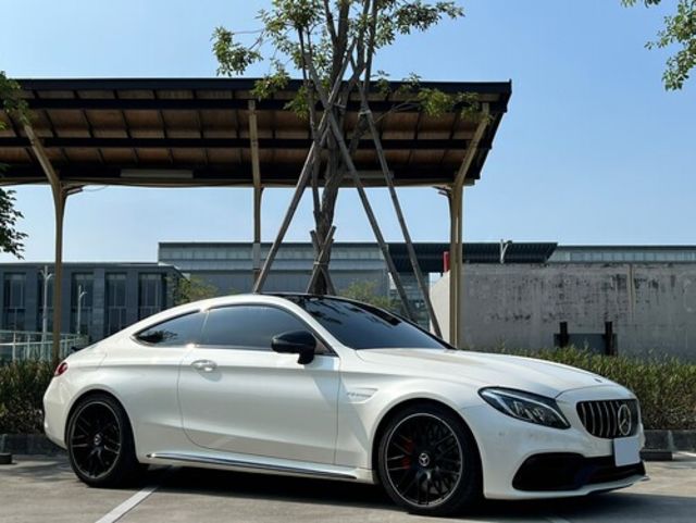 M-Benz 賓士 C63 S AMG  第1張相片