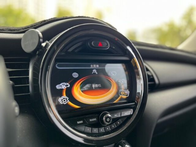 MINI迷你 COOPER  第3張相片