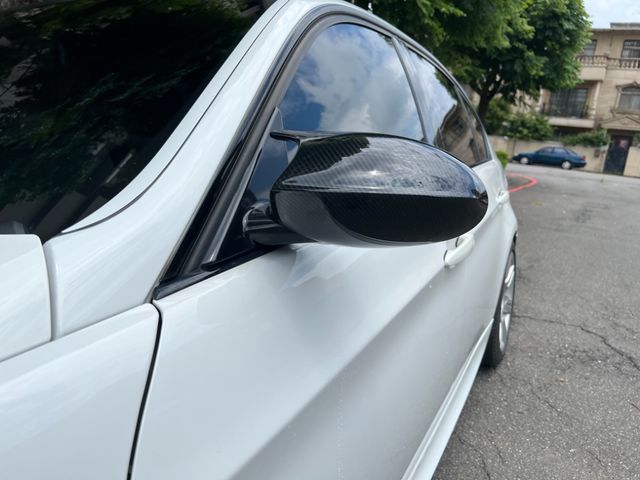 BMW寶馬 323I  第6張相片