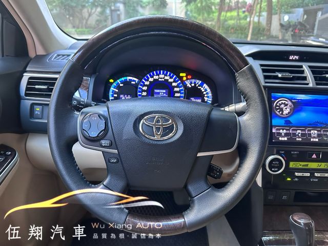 TOYOTA豐田 CAMRY HYBRID  第6張相片