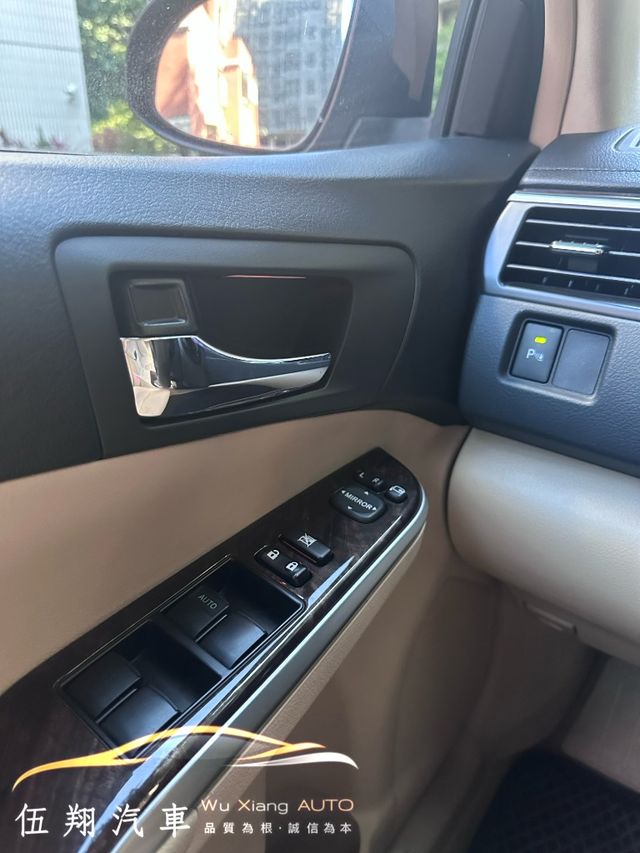 TOYOTA豐田 CAMRY HYBRID  第8張相片