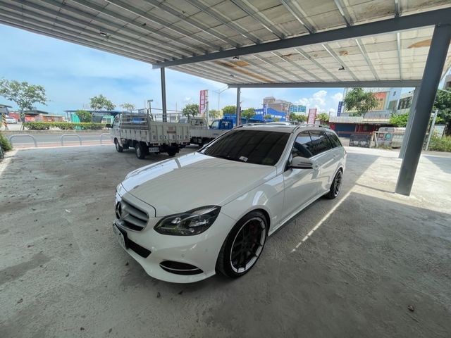 M-BENZ賓士 E200  第1張相片