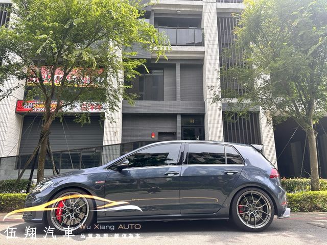 VOLKSWAGEN福斯 GOLF GTI  第3張相片