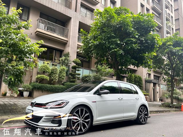 VOLKSWAGEN福斯 GOLF GTI  第1張相片