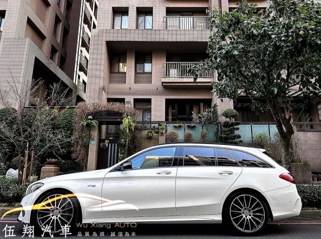 M-BENZ賓士 C43 AMG  第3張相片