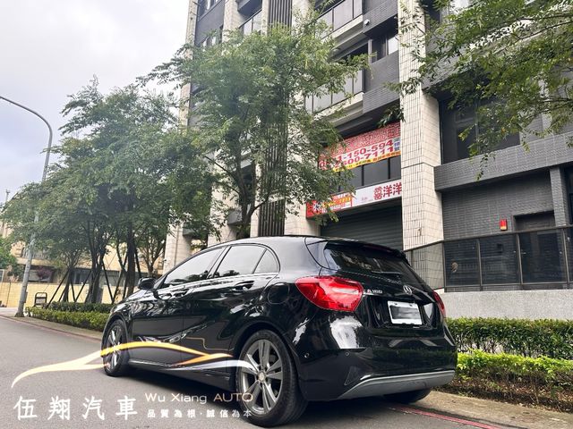 M-BENZ賓士 A180  第2張相片