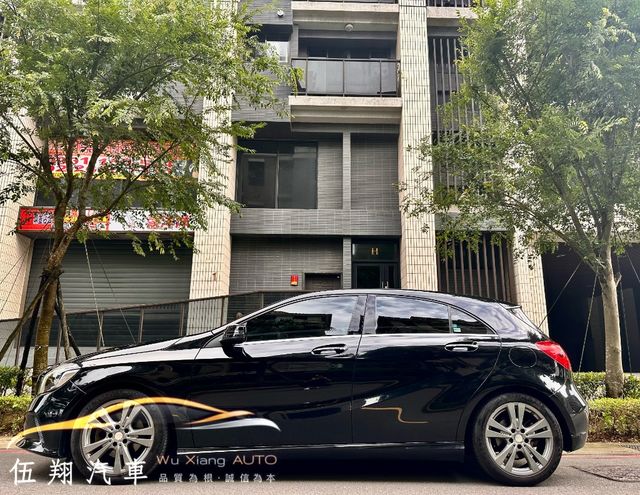 M-BENZ賓士 A180  第3張相片