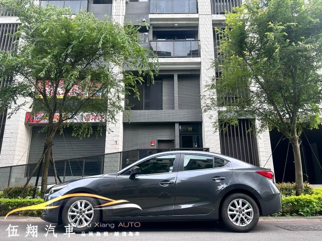 MAZDA馬自達 MAZDA 3  第3張相片