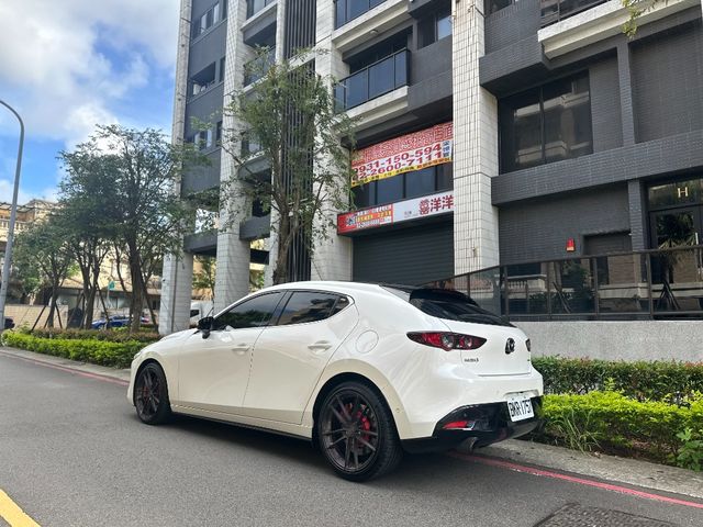 MAZDA馬自達 MAZDA 3  第2張相片
