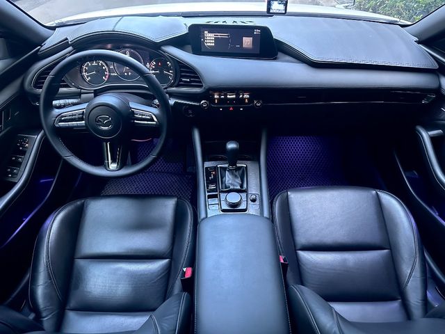 MAZDA馬自達 MAZDA 3  第5張相片